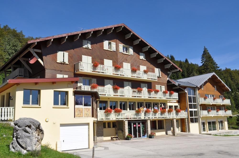 Village Vacances Le Grépillon Les Rousses Exterior foto